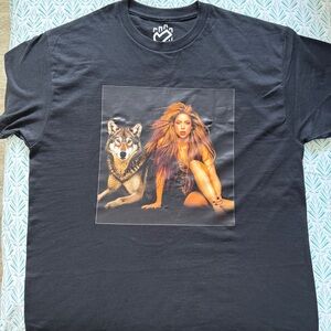 Shakira T-Shirt She Wolf